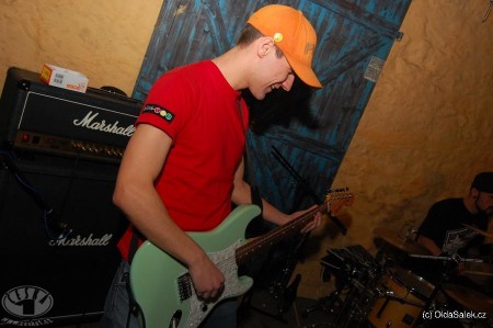 "VYRUS" Tomáš Vyrobik